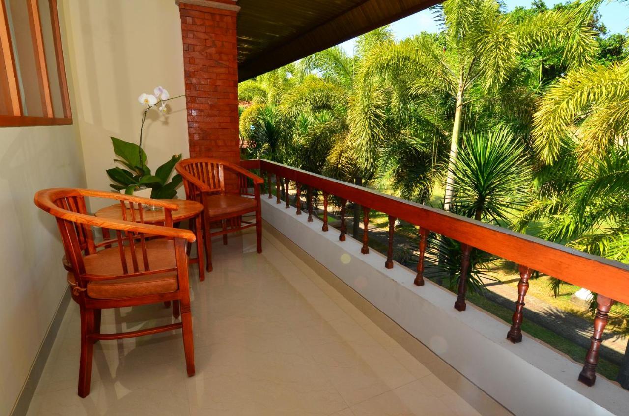Hotel Inna Sindhu & 3*
