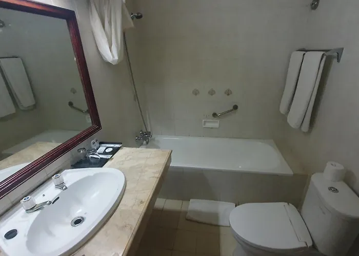 Inna Sindhu Beach Hotel & Resort